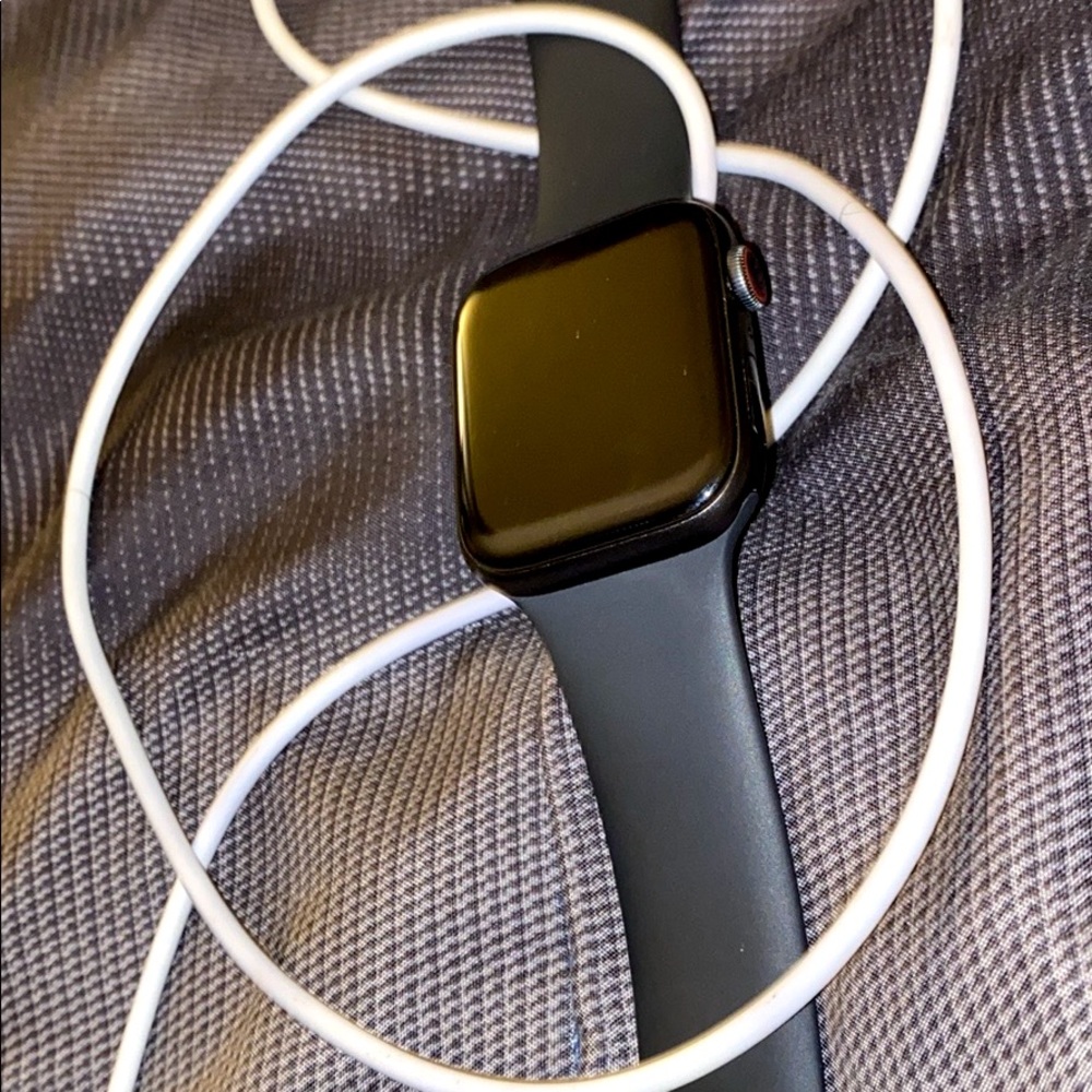 Apple watch series 5